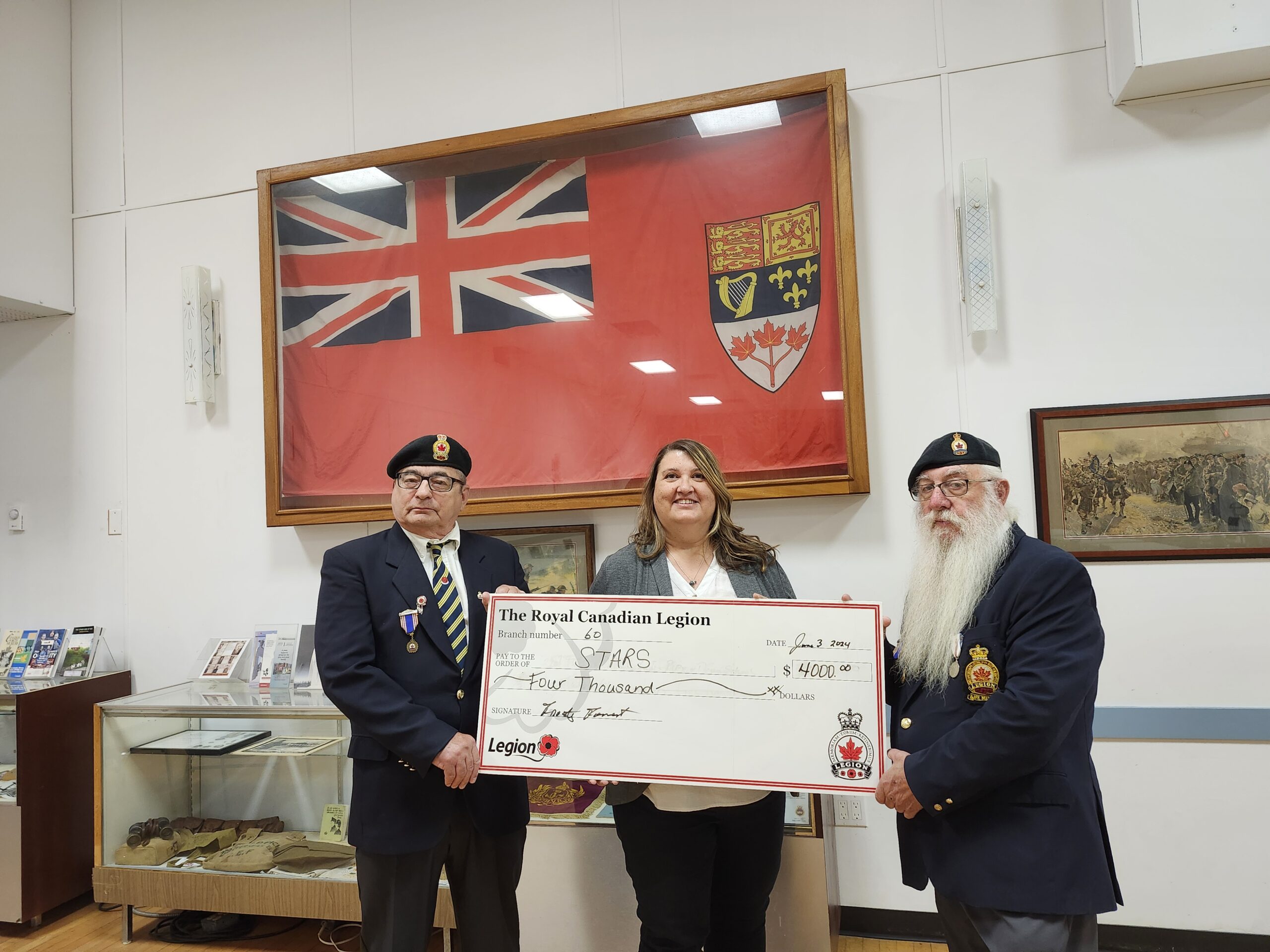 Donation Stars Kathy Skomar, John Greenhough, Frosty